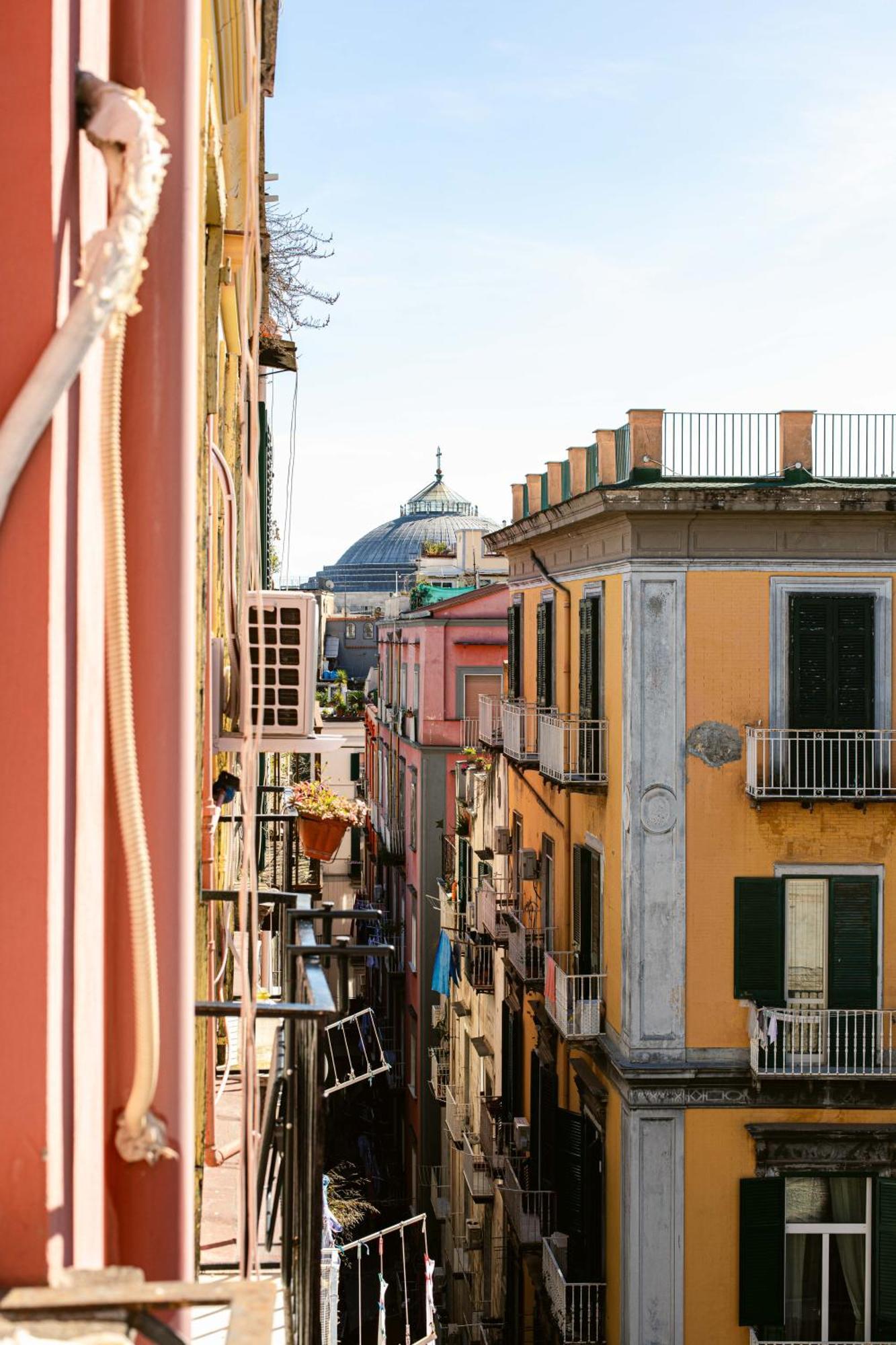 Da Nonna Lina Ai Quartieri Naples Exterior photo